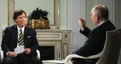 塔克·卡尔森对俄总统普京2 小时采访完整全文